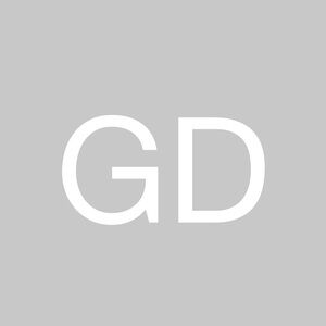 Meet your Posher, Gloria